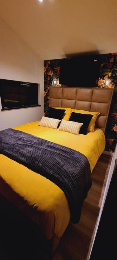 B&B Het Duinhuisje Met Jacuzzi, Gratis Parkeren, 2 Fietsen Te Leen, Airco Зандвоорт Екстериор снимка