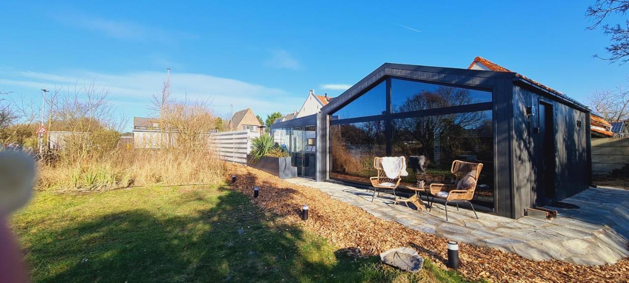 B&B Het Duinhuisje Met Jacuzzi, Gratis Parkeren, 2 Fietsen Te Leen, Airco Зандвоорт Екстериор снимка